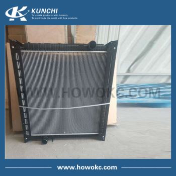 Радиатор Sinotruck Howo WG9725530120 / 1